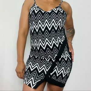 Black and White Mini Drezz